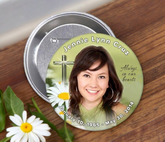 White Daisy Memorial Button Pin (Pack of 10)