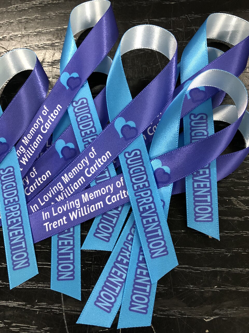Loss of A Male Loved One Memorial Awareness Ribbon Black/Blue - Pack of 10